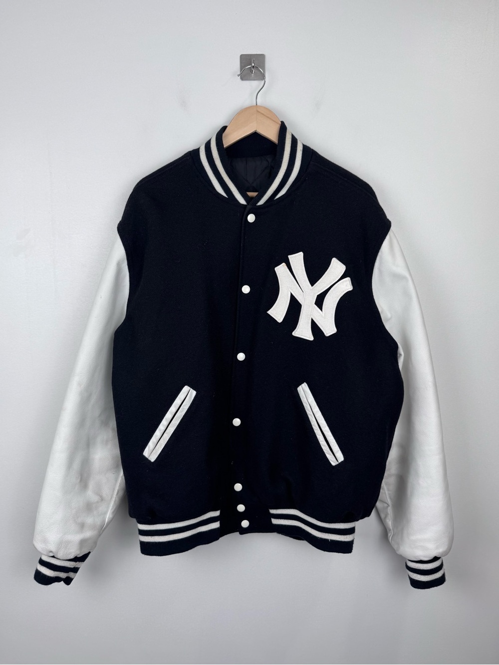 New York Yankees MLB Varsity Jacket Navy White Letterman Snap‎ Front Size XL